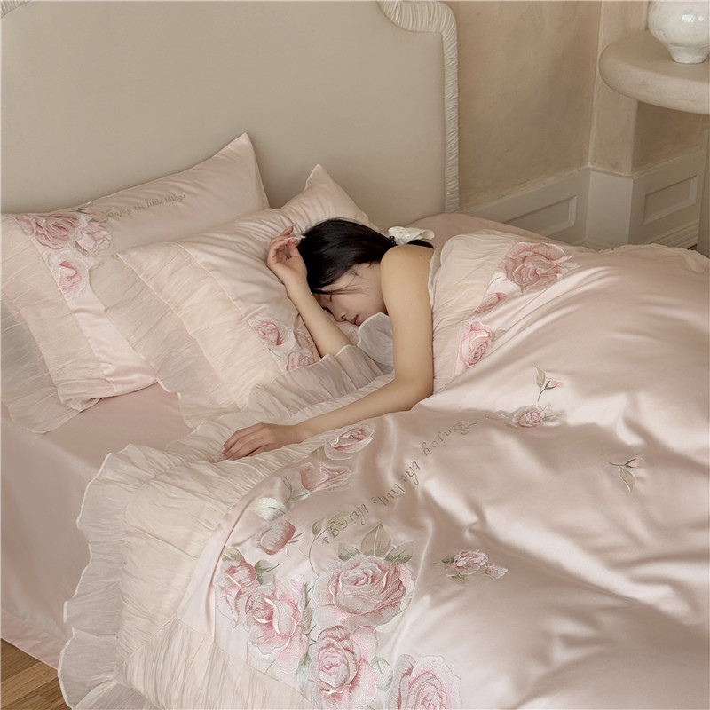 Conjunto de Cama de Luxo com B - Embroidery Premium avaliação e preço