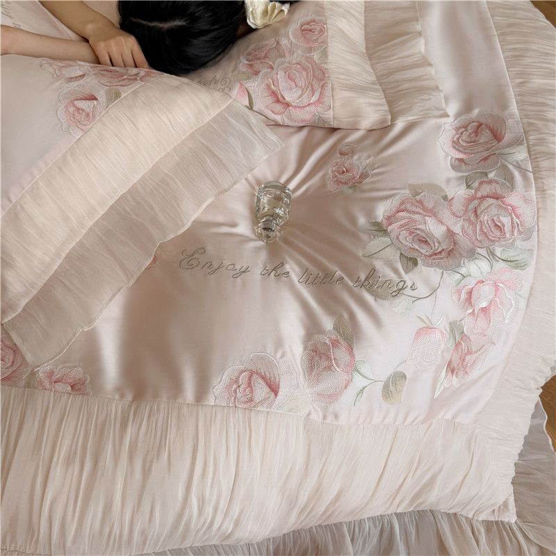 Conjunto de Cama de Luxo com B - Embroidery Premium avaliação e preço