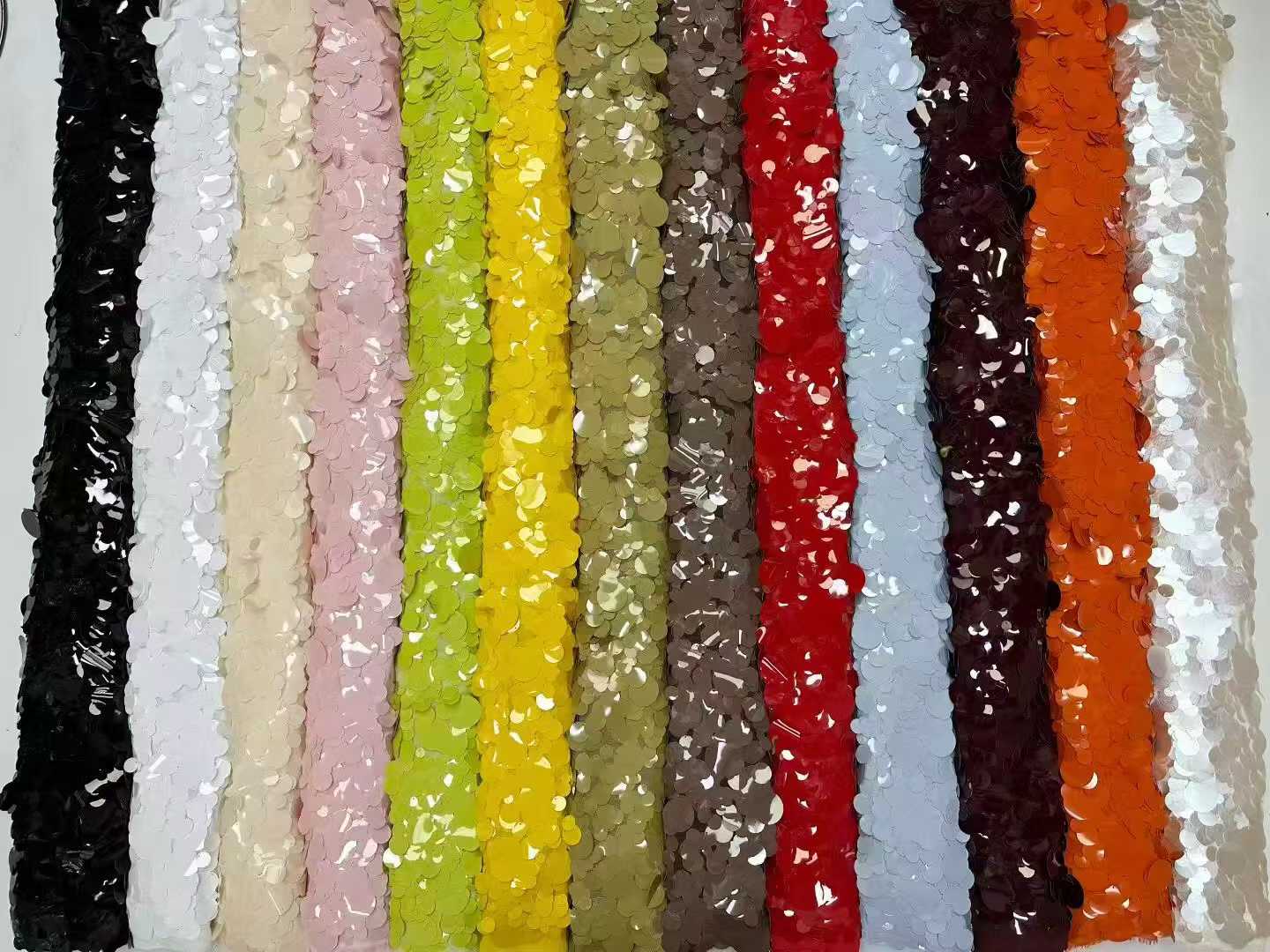 Tecido de Renda com Lantejoula - Embroidery Rose avaliação e preço