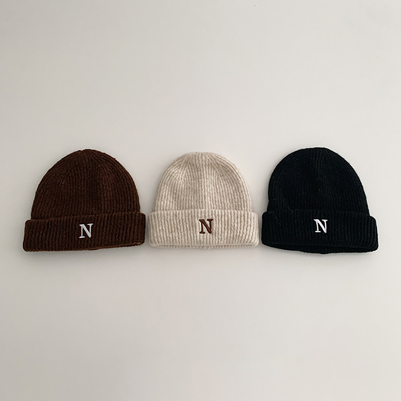 Gorro de Tricô Infantil com Le - Embroidery Letter N avaliação e preço