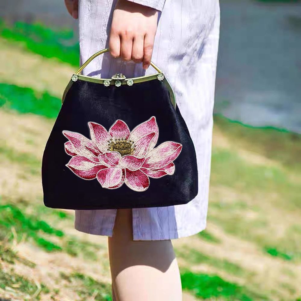 O remendo bordado flor do lótu - Embroidery Flower Pattern avaliação e preço