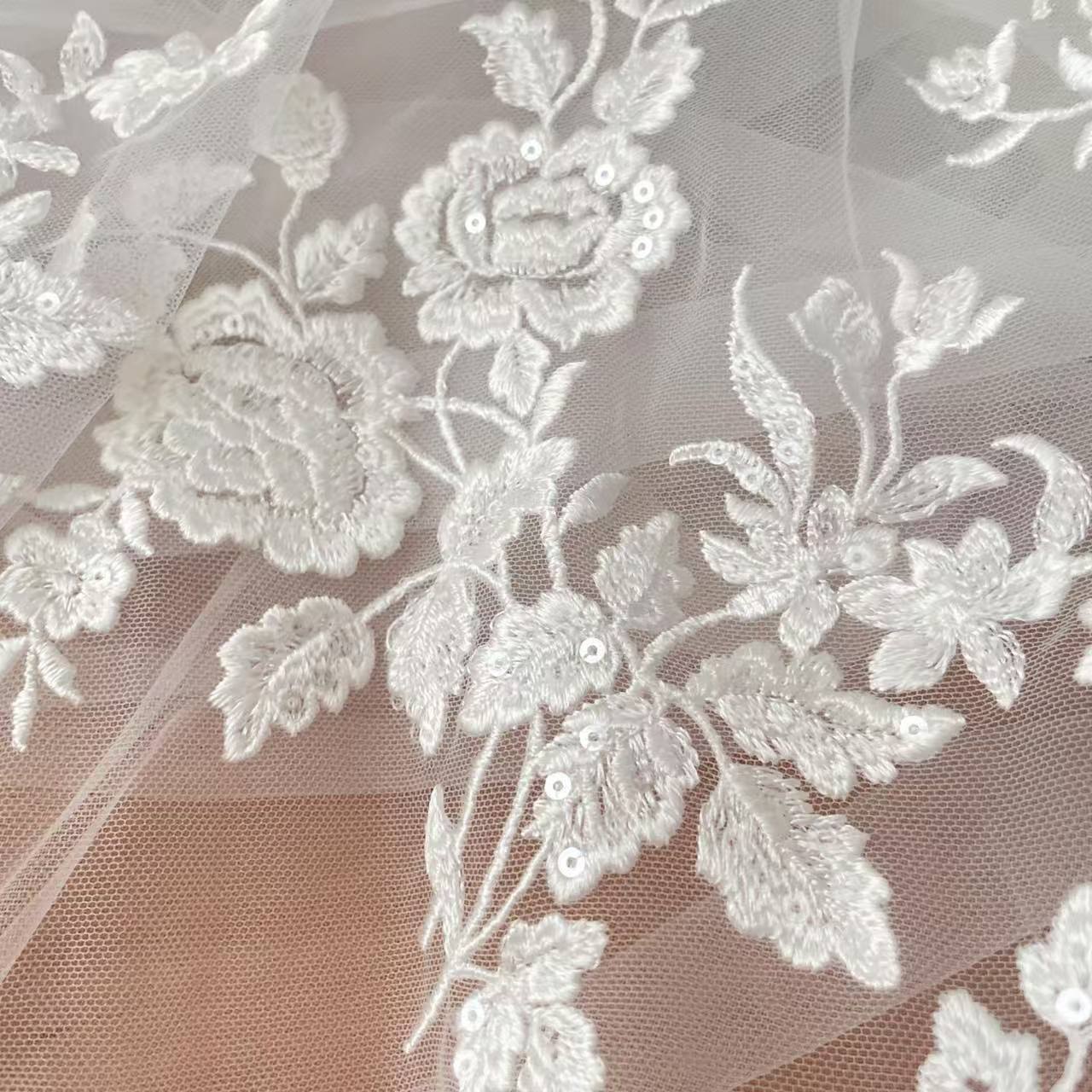 Tecido de renda bordado francê - Embroidery Flower Pattern avaliação e preço